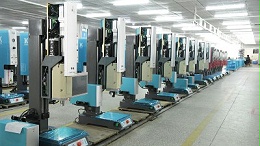 超聲波焊接機在蓄電池焊接中的應(yīng)用、難點及解決方案