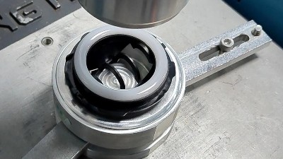 超聲波焊接機在便攜式補光燈管焊接應(yīng)用方案詳解